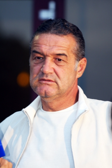 Gigi Becali a oferit banii pentru Cornel Constantiniu