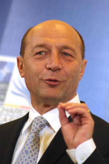 Basescu: "Coalitiile nu rezista"