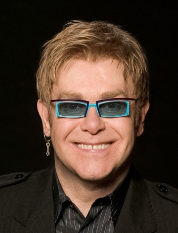 Artistul britanic Elton John va canta la Bucuresti