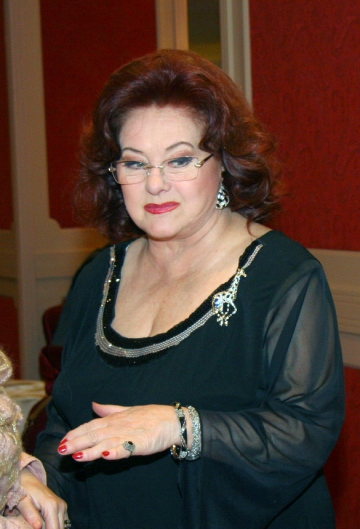 Stela Popescu, intr-o continua dieta