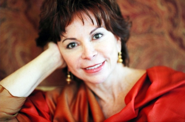 Isabel Allende: "Lumea este un loc tare misterios"