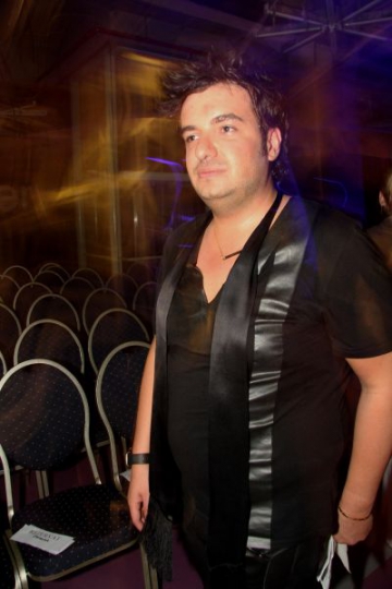 Ce mai pregateste Razvan Ciobanu...