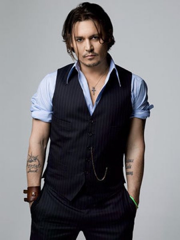 Johnny Depp, var cu regina Elisabeta a II-a a Marii Britanii