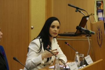 Andreea Marin, "Zana Buna" pentru detinute
