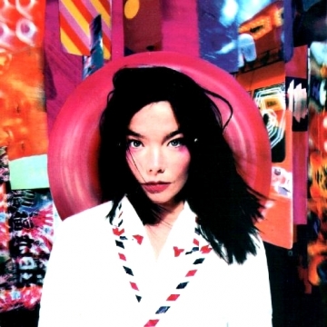 Bjork considera ca muzica ei este... folk