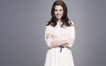 Anne Hathaway crede in dragoste la prima vedere 