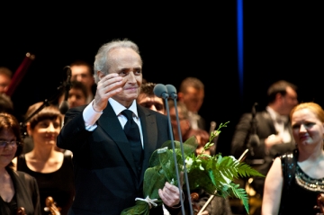 Jose Carreras: "Au fost momente in care mi-as fi dorit sa-mi fie mama alaturi"