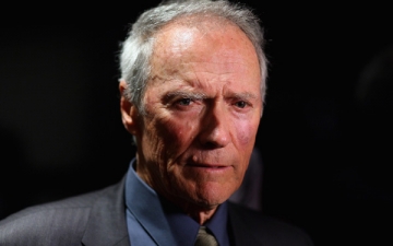 Clint Eastwood se alatura sustinatorilor lui Mitt Romney