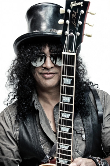 SLASH, un zeu al muzicii rock, in Romania